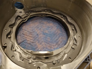 パナソニックドラム式洗濯機NA-VG1300脱水受けカバー清掃