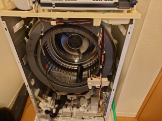 シャープドラム式洗濯機G110分解