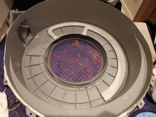 東芝ドラム式洗濯機TW-Z96A1洗濯槽カバー清掃