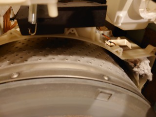 東芝ドラム式洗濯機TW-G500洗濯槽汚れ