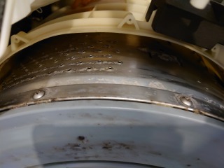 東芝ドラム式洗濯機TW-Q780分解清掃