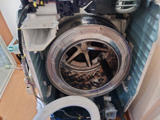 パナソニックドラム式洗濯機NA-VX8700分解