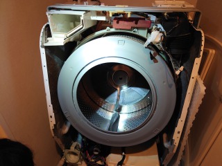東芝ドラム式洗濯機TW-Z96X1分解清掃