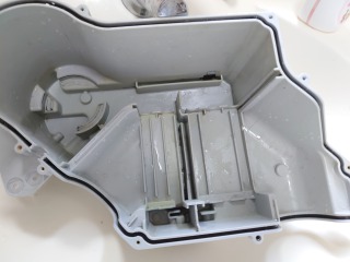 パナソニックドラム式洗濯機NA-VH320ヒートポンプユニットケース