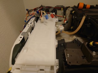 パナソニックドラム式洗濯機NA-VX8700給水弁交換2