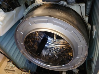 パナソニックドラム式洗濯機NA-NX8500洗濯槽汚れ