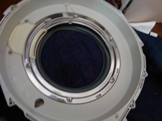 パナソニックドラム式洗濯機NA-VD130脱水受けカバー