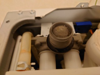 パナソニックドラム式洗濯機NA-VD120給水弁不良