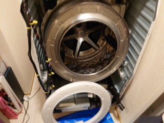 パナソニックドラム式洗濯機NA-VX8900分解