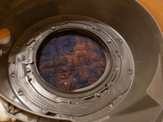 パナソニックドラム式洗濯機NA-VX8900脱水受けカバー清掃