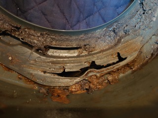 パナソニックドラム式洗濯機NA-VX8700脱水受けカバー破損