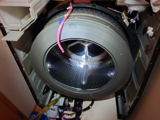 東芝ドラム式洗濯機TW-127X7分解清掃