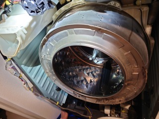 パナソニックドラム式洗濯機NA-VX7300分解清掃