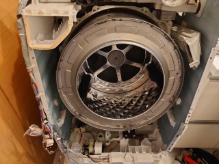 パナソニックドラム式洗濯機NA-VX7200分解