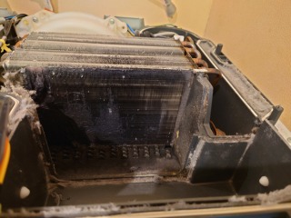 パナソニックドラム式洗濯機NA-VX7900ヒートポンプユニット汚れ