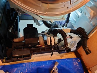 パナソニックドラム式洗濯機NA-VX7900排水ユニット清掃