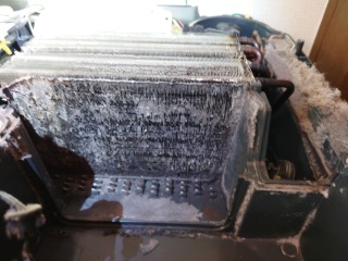 パナソニックドラム式洗濯機NA-VX7500ヒートポンプ内部汚れ