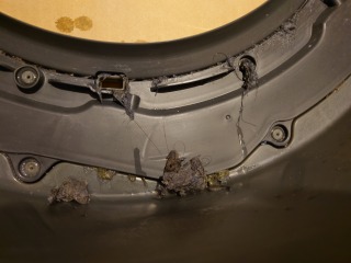 パナソニックドラム式洗濯機NA-VX9900脱水受けカバー破損