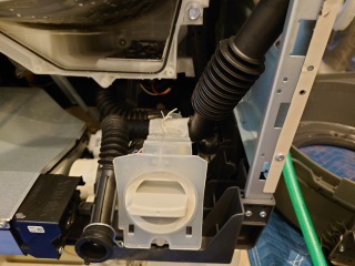 パナソニックドラム式洗濯機NA-VX9900排水ユニット