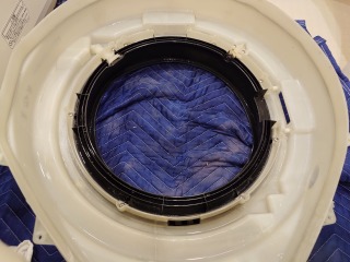 シャープドラム式洗濯機ES-W113脱水受けカバー清掃