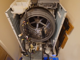 パナソニックドラム式洗濯機NA-VG1400分解