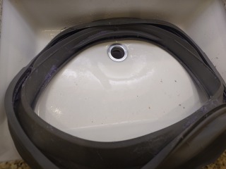 パナソニックドラム式洗濯機NA-VG1400窓パッキン清掃