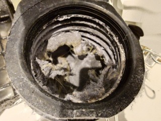 パナソニックドラム式洗濯機NA-VG2600排気ホース綿ぼこり