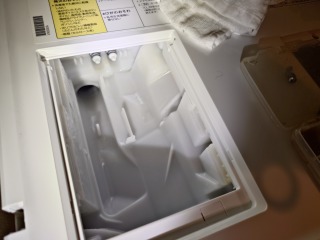 パナソニックドラム式洗濯機NA-VX800A洗剤外ケース