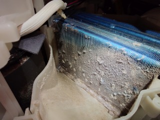 東芝ドラム式洗濯機TW-117X6ヒートポンプ目詰まり