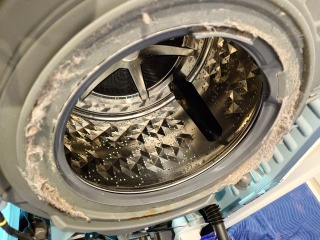 パナソニックドラム式洗濯機NA-VX300B脱水受けカバー綿ぼこり