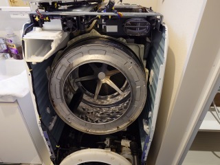 パナソニックドラム式洗濯機NA-VX300B分解