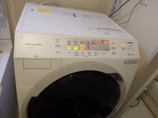 パナソニックドラム式洗濯機NA-VX300B