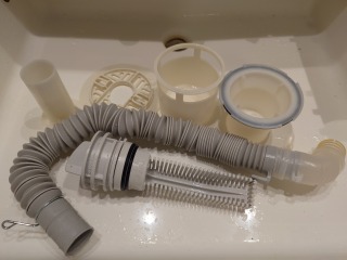 パナソニックドラム式洗濯機NA-LX127B排水トラップ洗浄