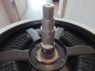 パナソニックドラム式洗濯機NA-LX127B洗濯槽軸給油