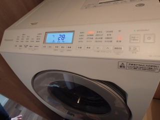 パナソニックドラム式洗濯機NA-LX127B