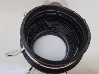 東芝ドラム式洗濯機TW-117A8排気ホース綿ぼこり