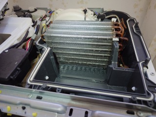 パナソニックドラム式洗濯機NA-VX800Bヒートポンプ清掃