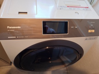 パナソニックドラム式洗濯機NA-VX9900