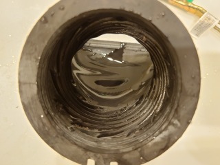 パナソニックドラム式洗濯機NA-VX800A排気ホース綿ぼこり付着