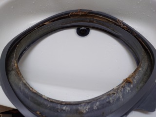 パナソニックドラム式洗濯機NA-SLX12B窓パッキン清掃