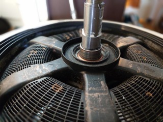 パナソニックドラム式洗濯機NA-SLX12B洗濯槽後側