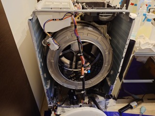 パナソニックドラム式洗濯機NA-LX129B分解