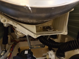 パナソニックドラム式洗濯機NA-LX129B洗濯槽汚れ