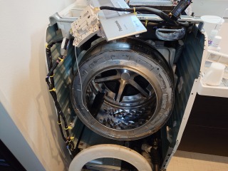 パナソニックドラム式洗濯機NA-VX8900分解