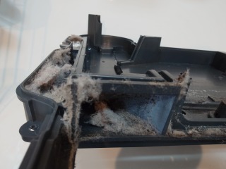 パナソニックドラム式洗濯機NA-VX8900ヒートポンプユニット蓋汚れ