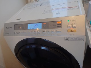 パナソニックドラム式洗濯機NA-VX8900