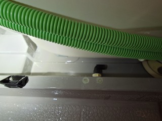 浴室エプロン内洗浄