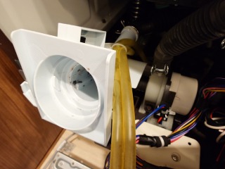 東芝ドラム式洗濯機TW-127XP3排水ユニット洗浄