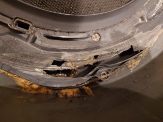 パナソニックドラム式洗濯機NA-VX9900脱水受けカバー破損