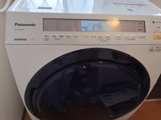 パナソニックドラム式洗濯機NA-VX8900